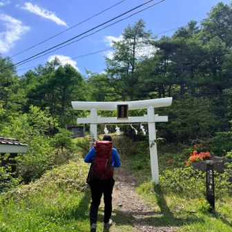 山頂が高峰神社⛩️