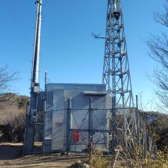 NHK二川中継所。風がビュービューでした