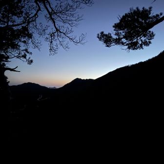 駐車場に財布忘れて取りに戻って20分ロスした💦
このままじゃ間に合わん💦