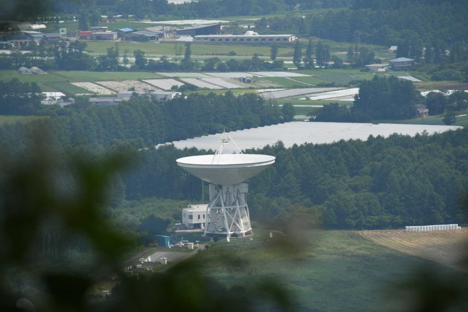 八ヶ岳や富士山を望む草原の山歩道 | 下山後の清里グルメをご褒美に の写真