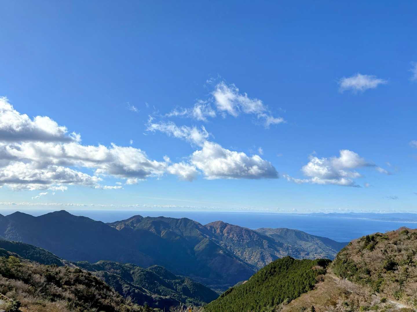 稜線歩き、ずっと景色が最高☀️💙