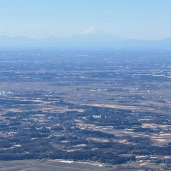 霞んでうっすいけど😅
富士山アップ！✨