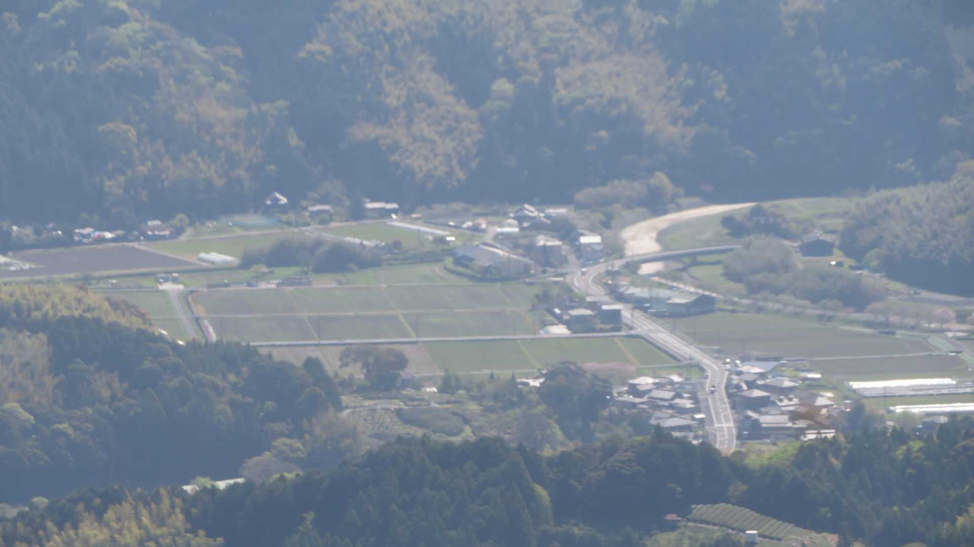 休憩ベンチから展望👀　岡部アップ