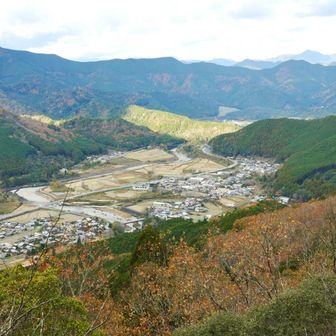 女浅間山の見晴岩🪨
ここから見える阿曽の集落🏘️
絶景❗️👀😃👍