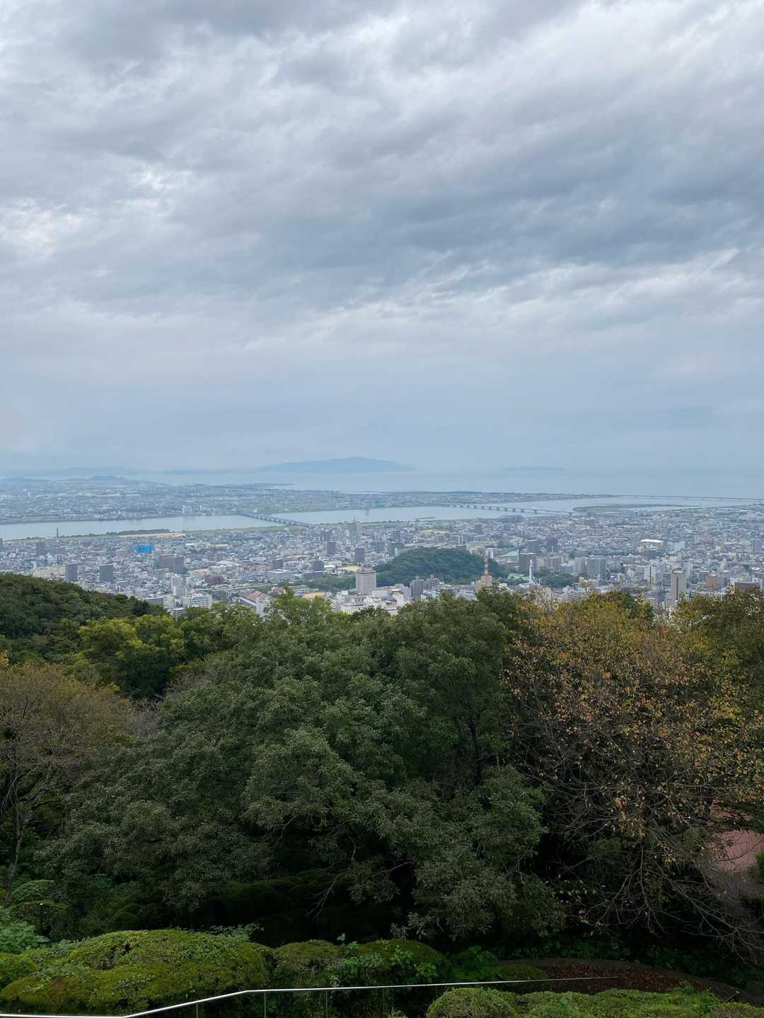 重たい空です。