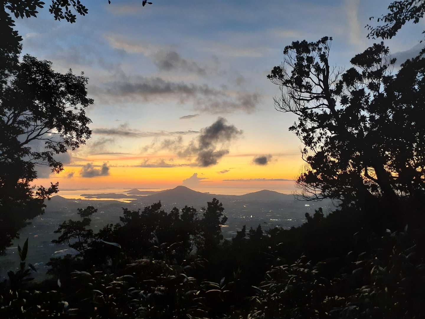 西福岡縦走路 | 景色の良い低山で手軽に縦走を楽しむの写真