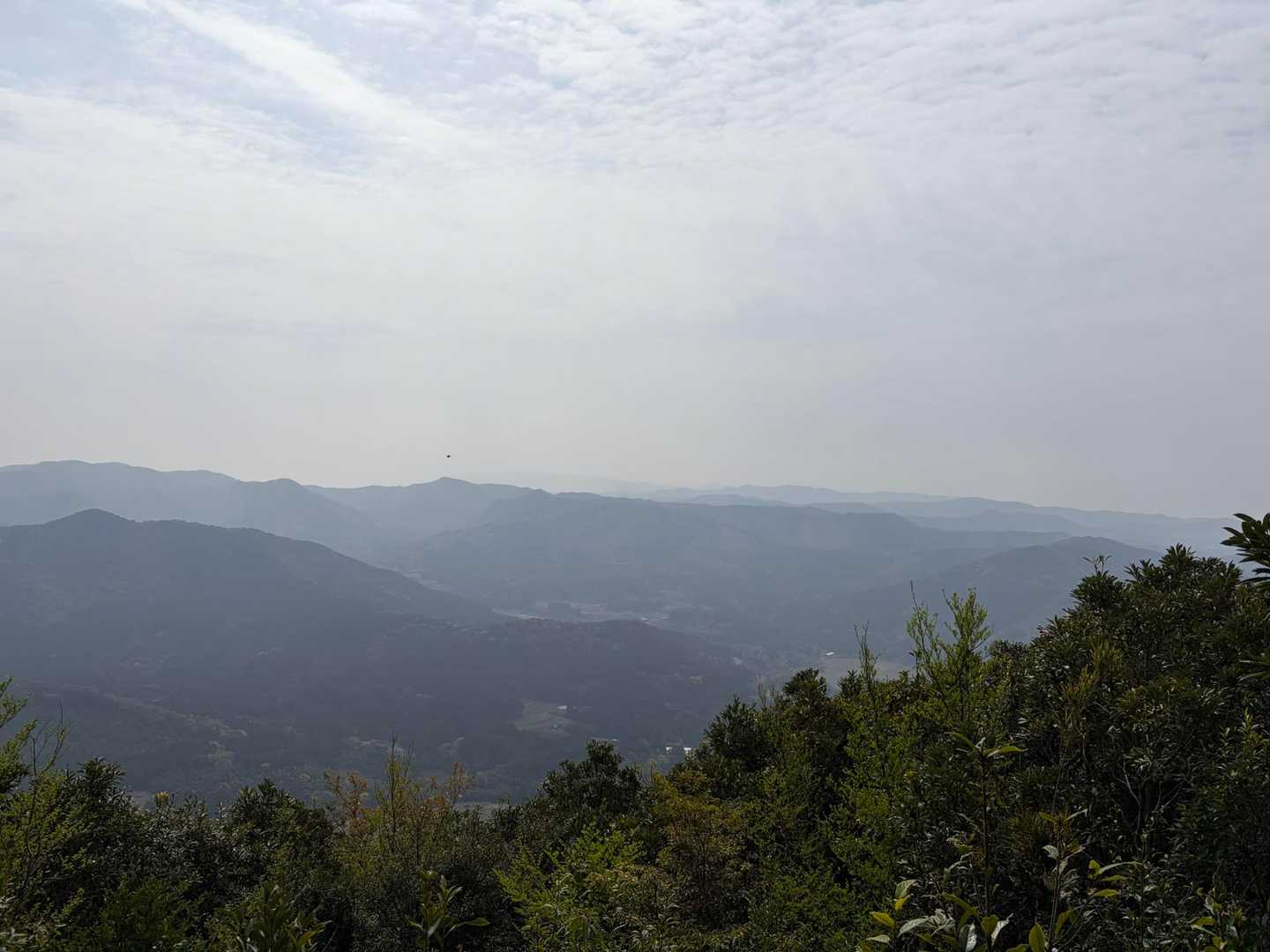 やっぱり！
春の登山はこれですね
春霞