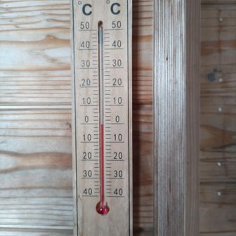 背中から湯気が