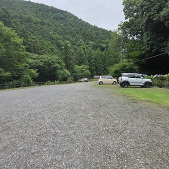 駐車場に戻りました