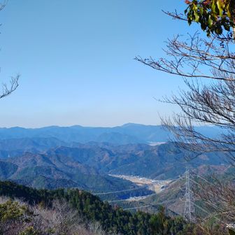 眺望は一部から覗き込む感じ