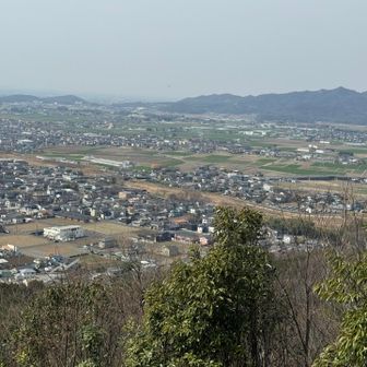 眺めがとても良い😊
花粉の影響なのか‥
遠くのお山は見えない😓