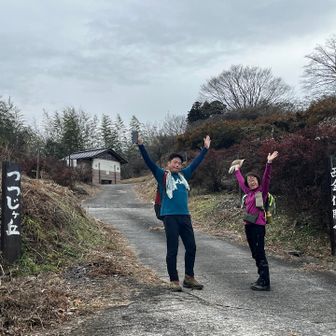 つつじヶ丘駐車場に到着🙌
この後、雨が降り出しました☔