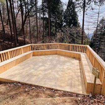 真新しいデッキが出来上がってました！
休憩スポットです