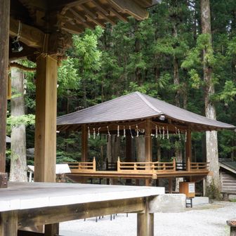 神社に戻る