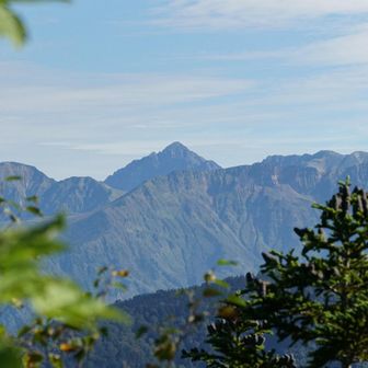 最初のベンチで座って休憩
剣岳見えててテンション上がる