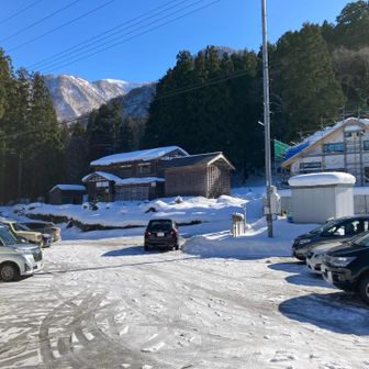 やっぱり晴れた日は大勢の方が登りに来られます。