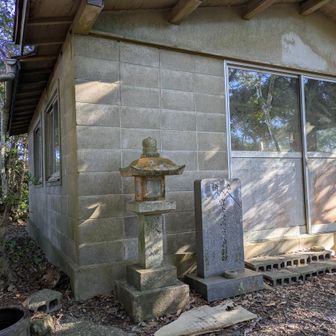 お堂はこんな感じ