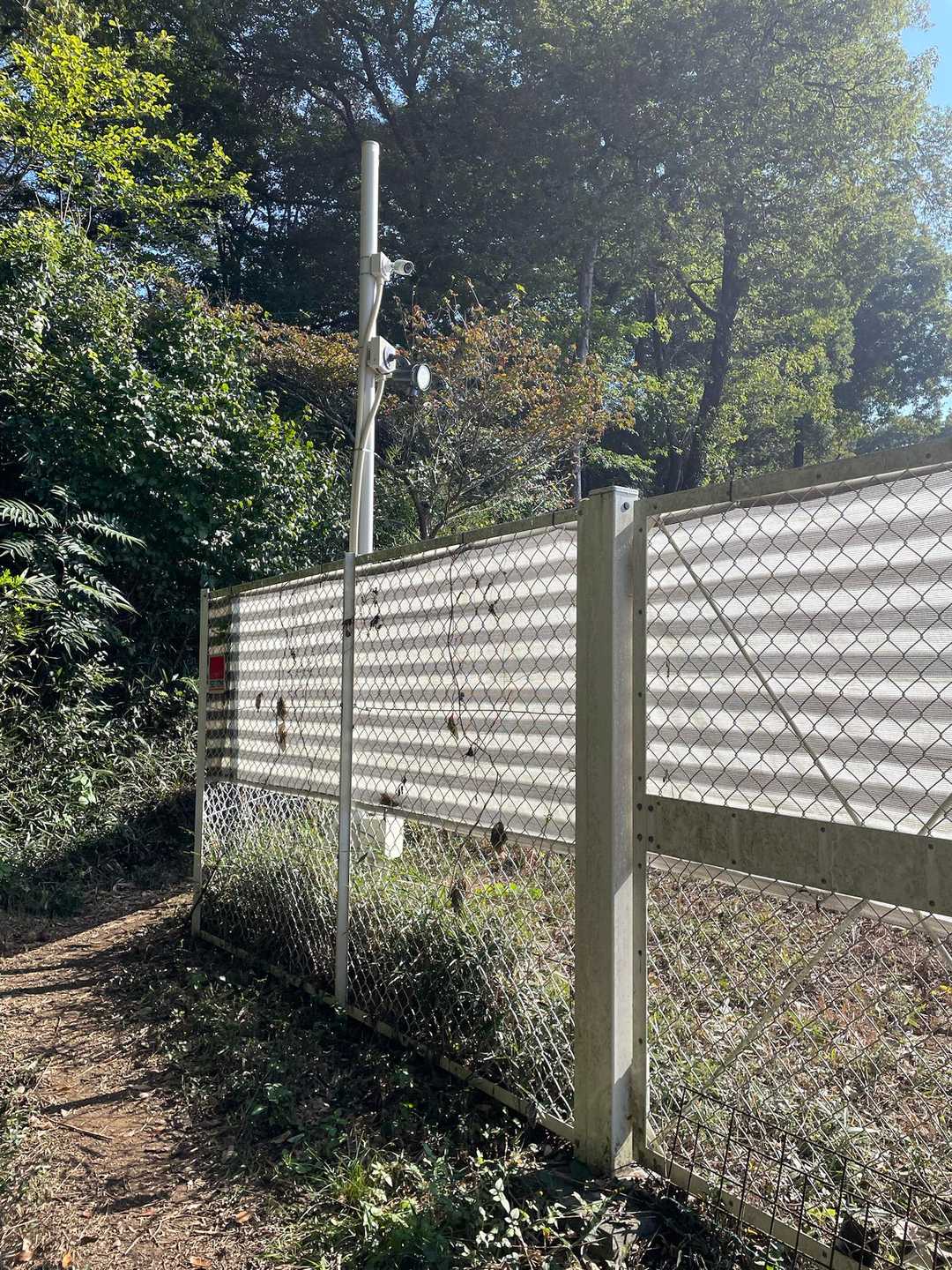 太陽光発電にドロボーでも入ったのかな🤔？
厳重体制💦ずーっと音鳴っててコワイ😱