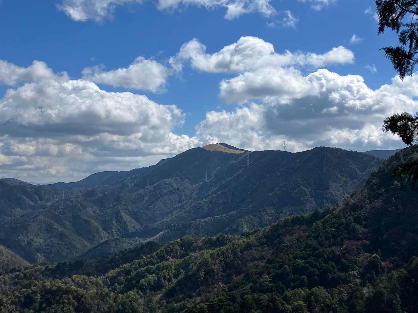 岩湧山がよく見えるー