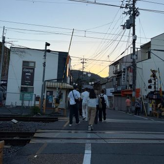 もう観光客が！