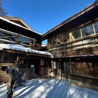 山荘も雰囲気がありすぎ😆