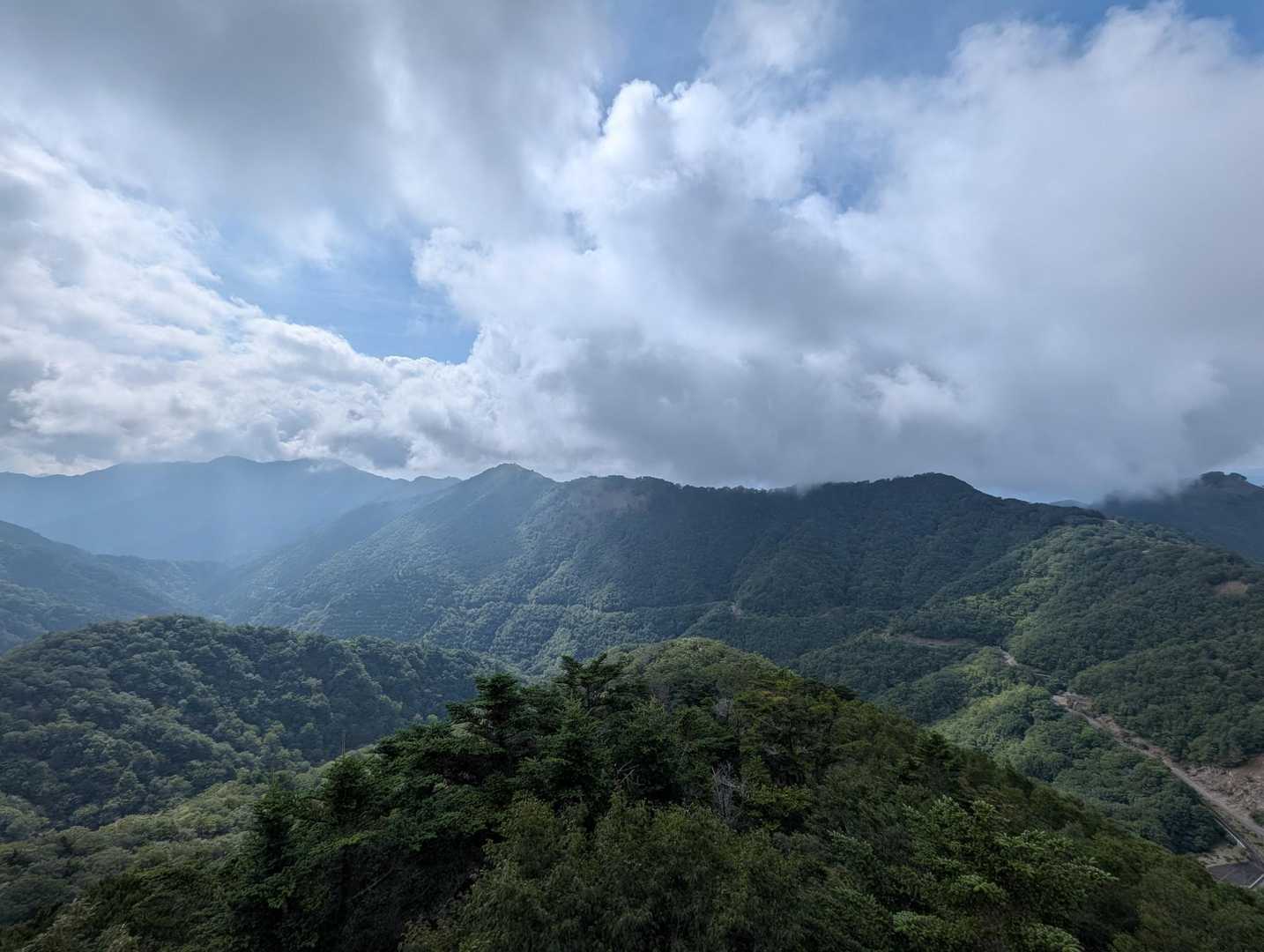 次郎笈 往復コースの写真