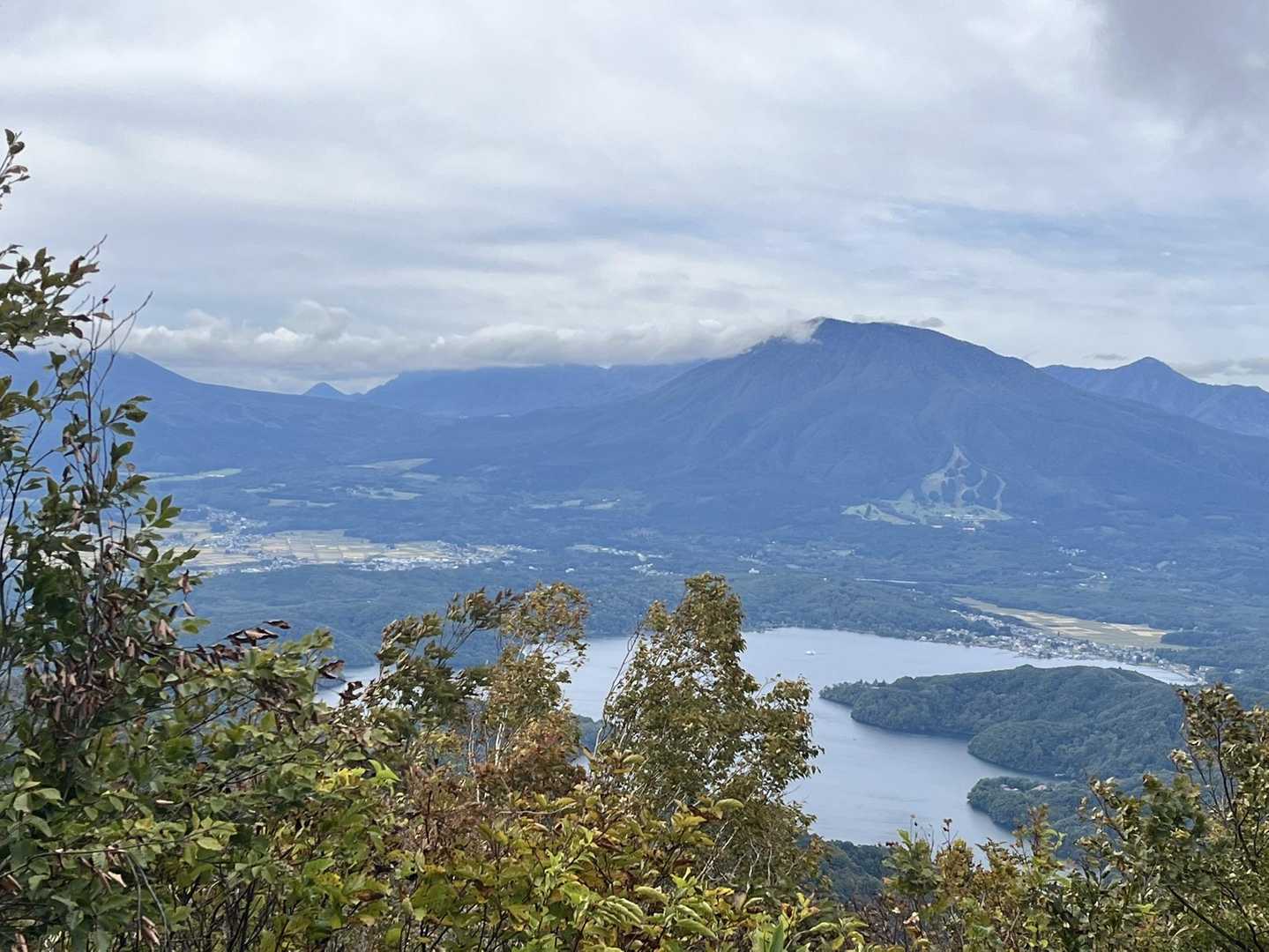 ここからは、野尻湖が良く見える