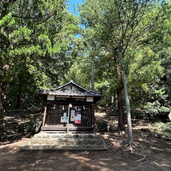 神社まで下りたら