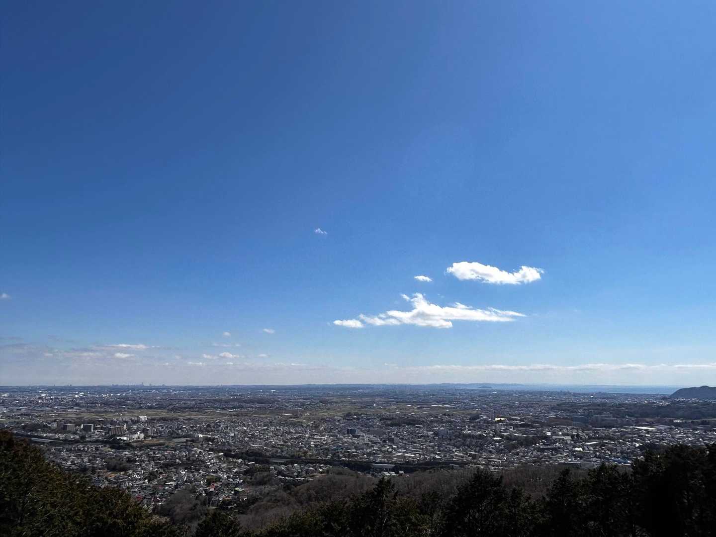 テラスみたいな場所で📷
江ノ島も見えた相模湾🌊