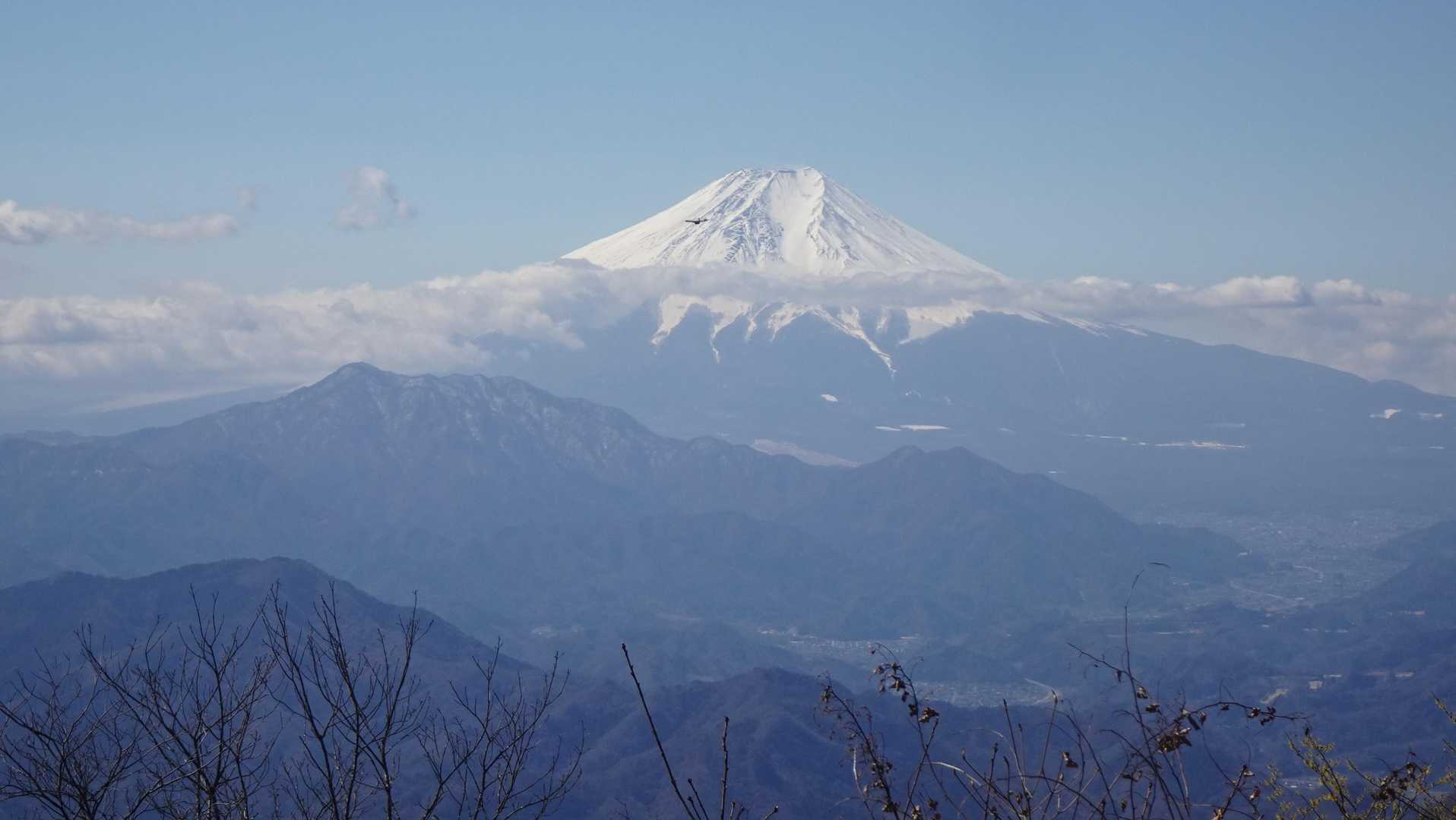 浅川峠-権現山-雨降山-寺ノ入山-ニックラ山-二本杉山-用 縦走コースの写真
