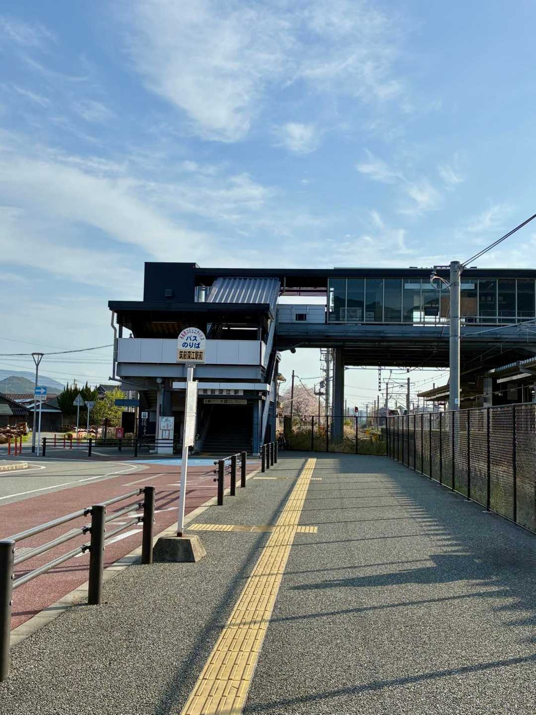 筑前深江駅から出発します