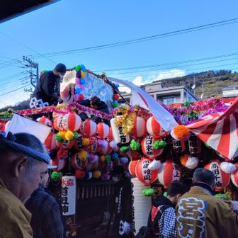 みかんが4つで100円だったので一袋買いましたよ