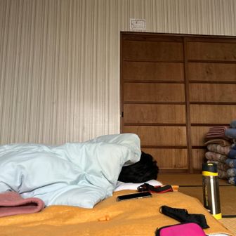 貸し切り部屋
快適でしたー
で
お外☂️🌪️だから
『剱岳』登れない
布団中泣いてますかも😅