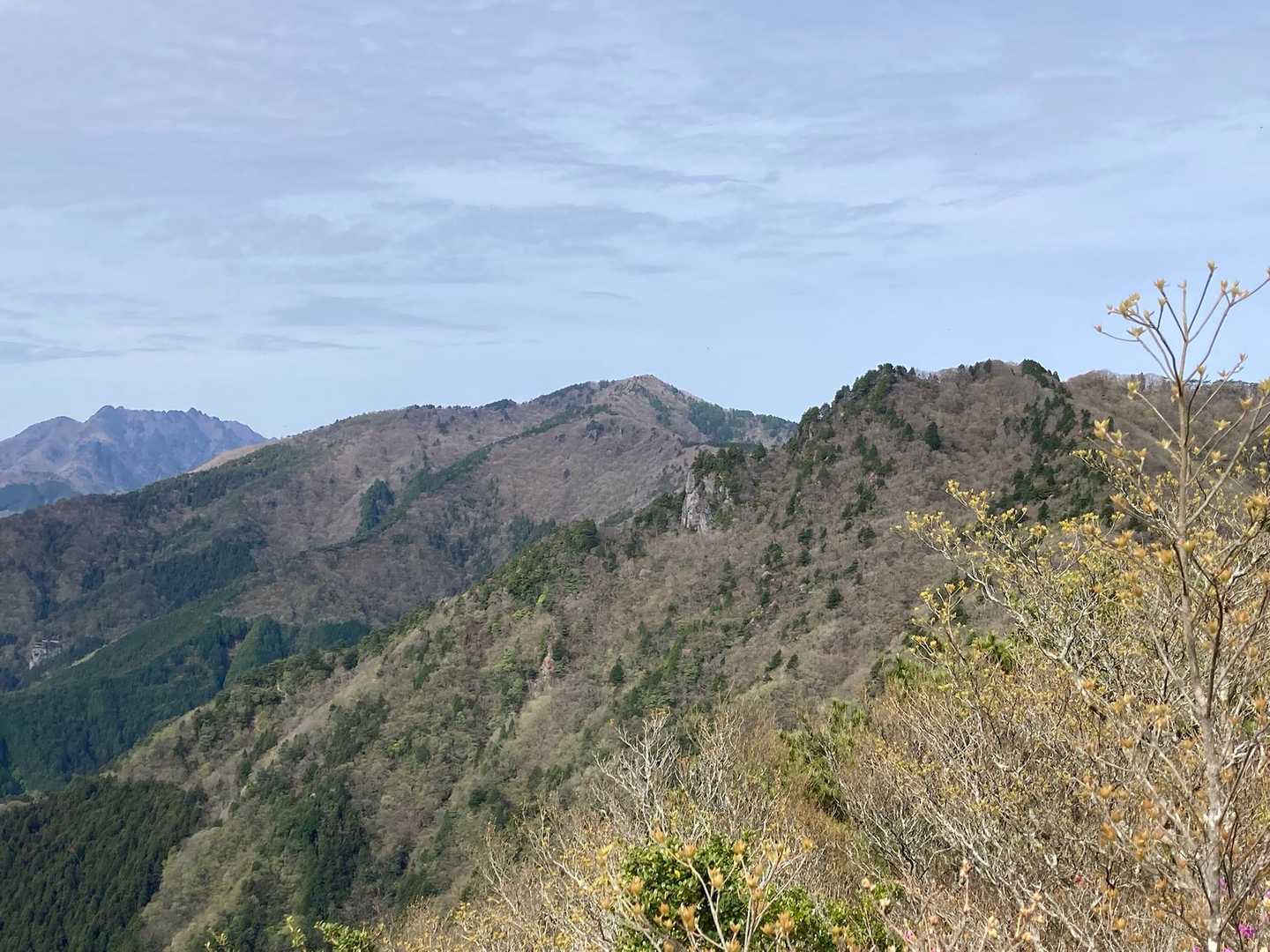 二ッ岳、赤星山、豊受山見えてます💕