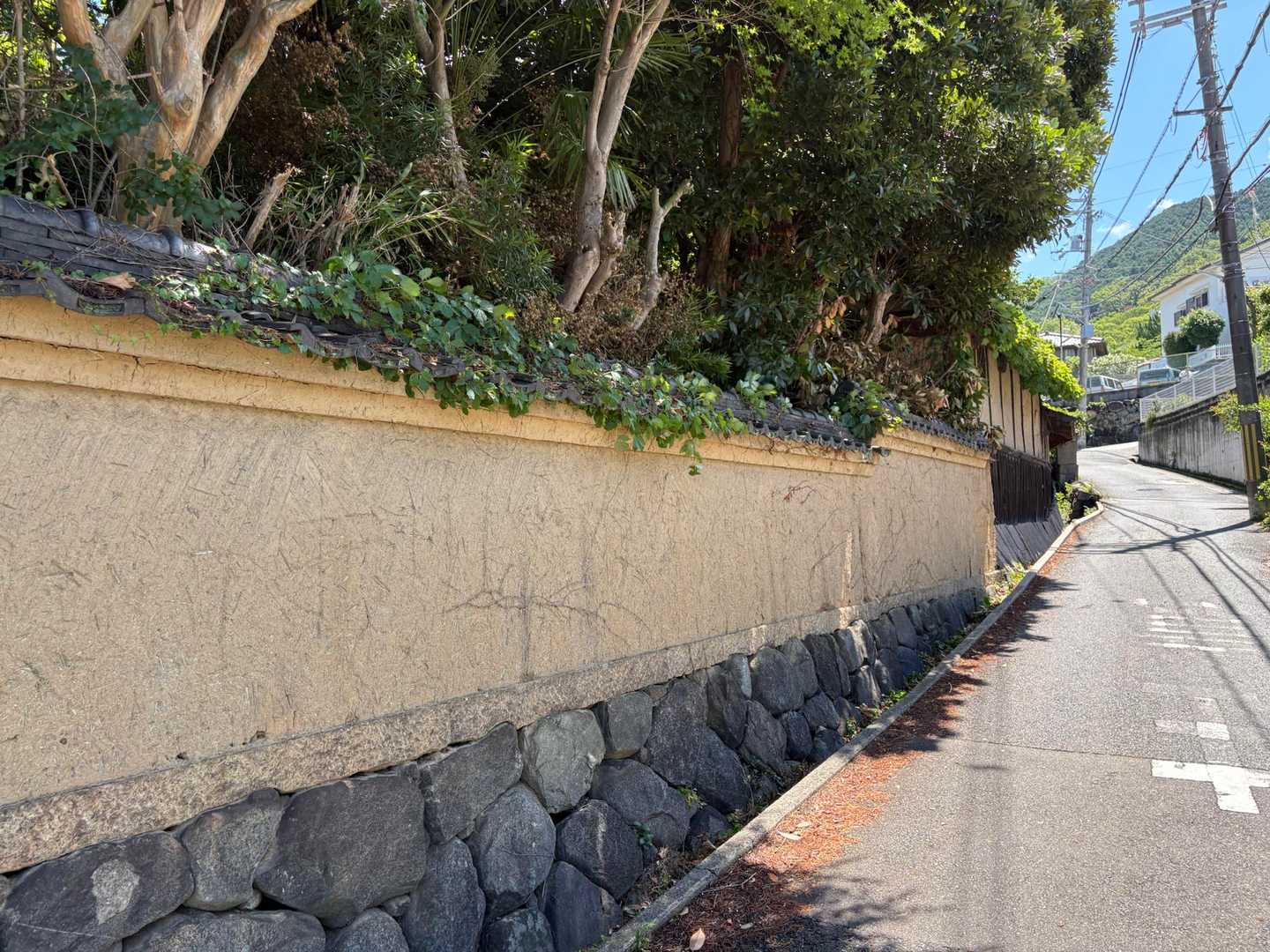 商店街も終わると住宅