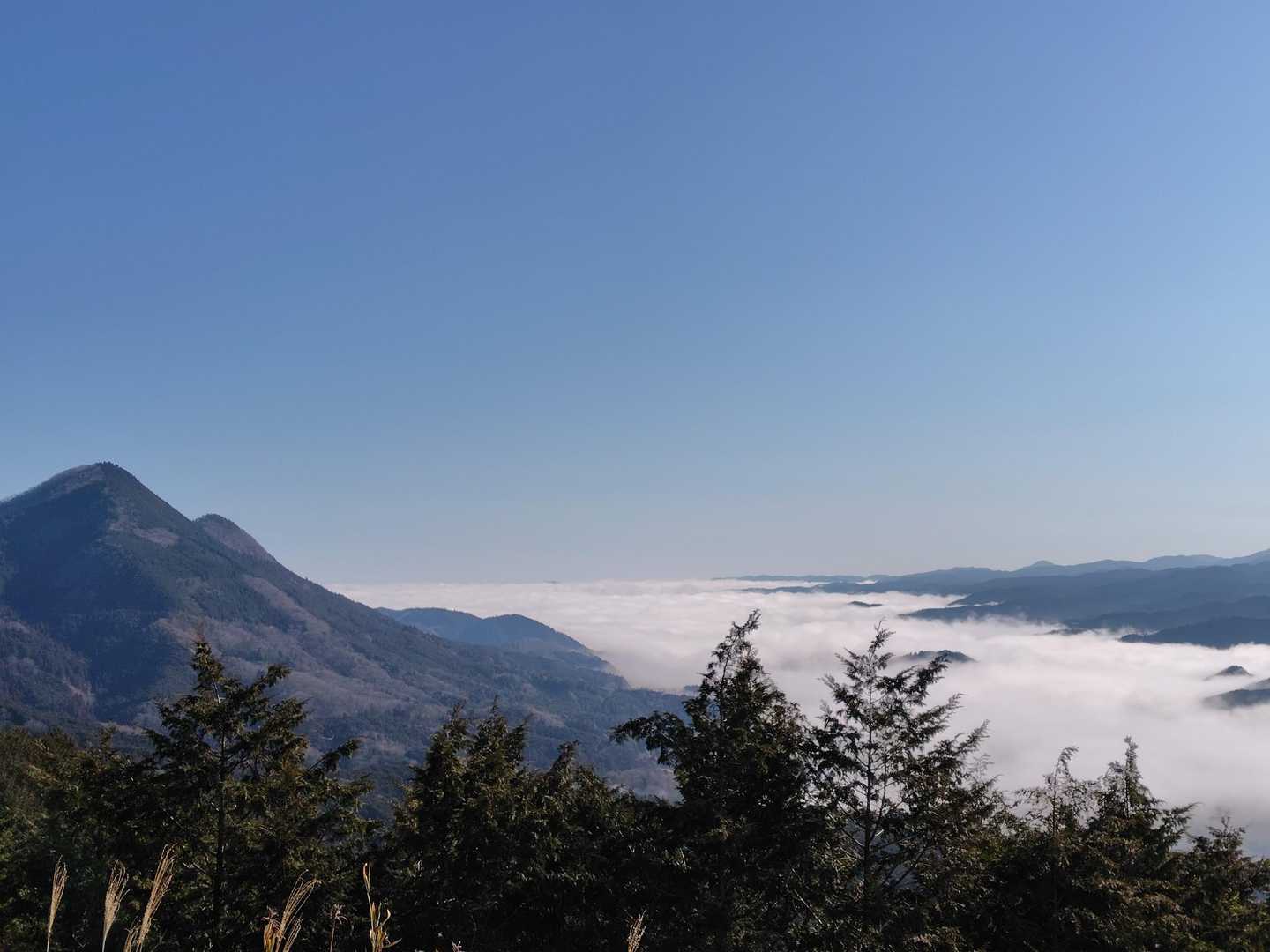 額井岳と雲海