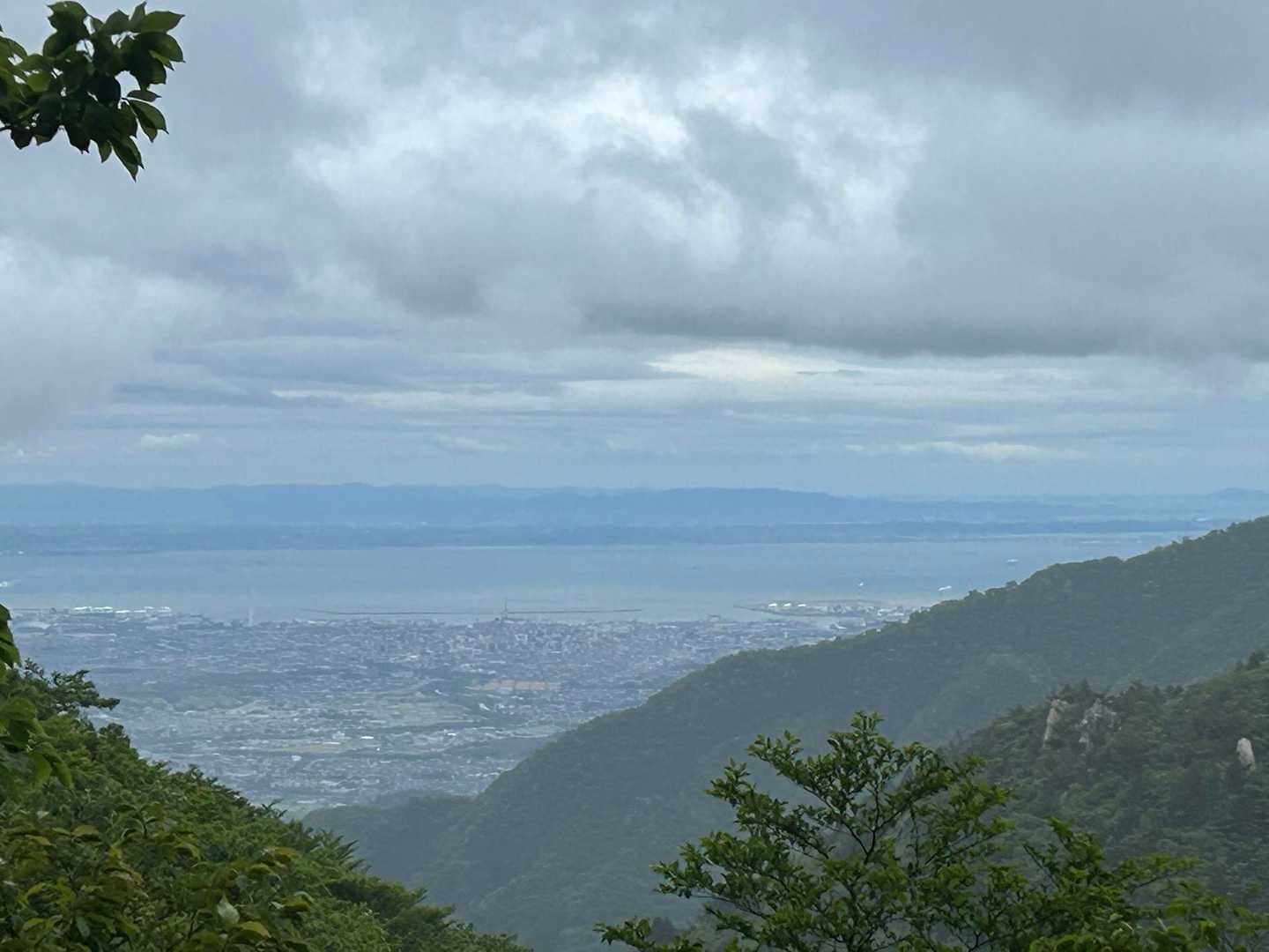 少し下りたらエエ感じ。