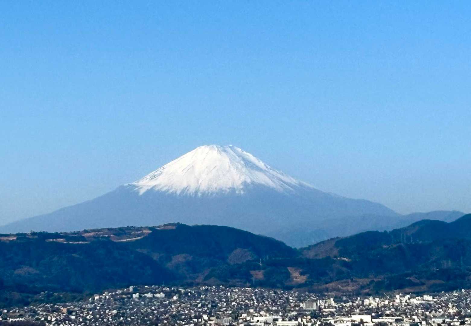 展望台からは360℃パノラマが楽しめて、
富士山や、