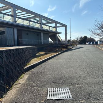 蔵王山展望台にたどり着いた、休業日