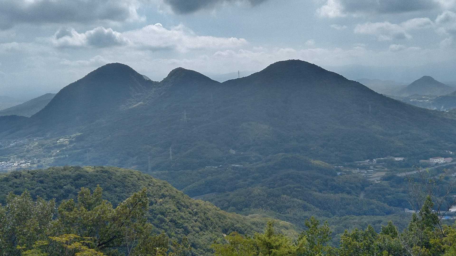 展望所よりの五岳山