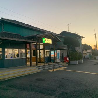 岩瀬駅でゴーーール！！！
なかなかキツかったですが、無事に歩き切れて大満足の山行となりました‼️