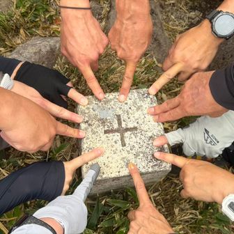 16人でタッチしたかったけど、さすがに無理でした～
※山友さん撮影