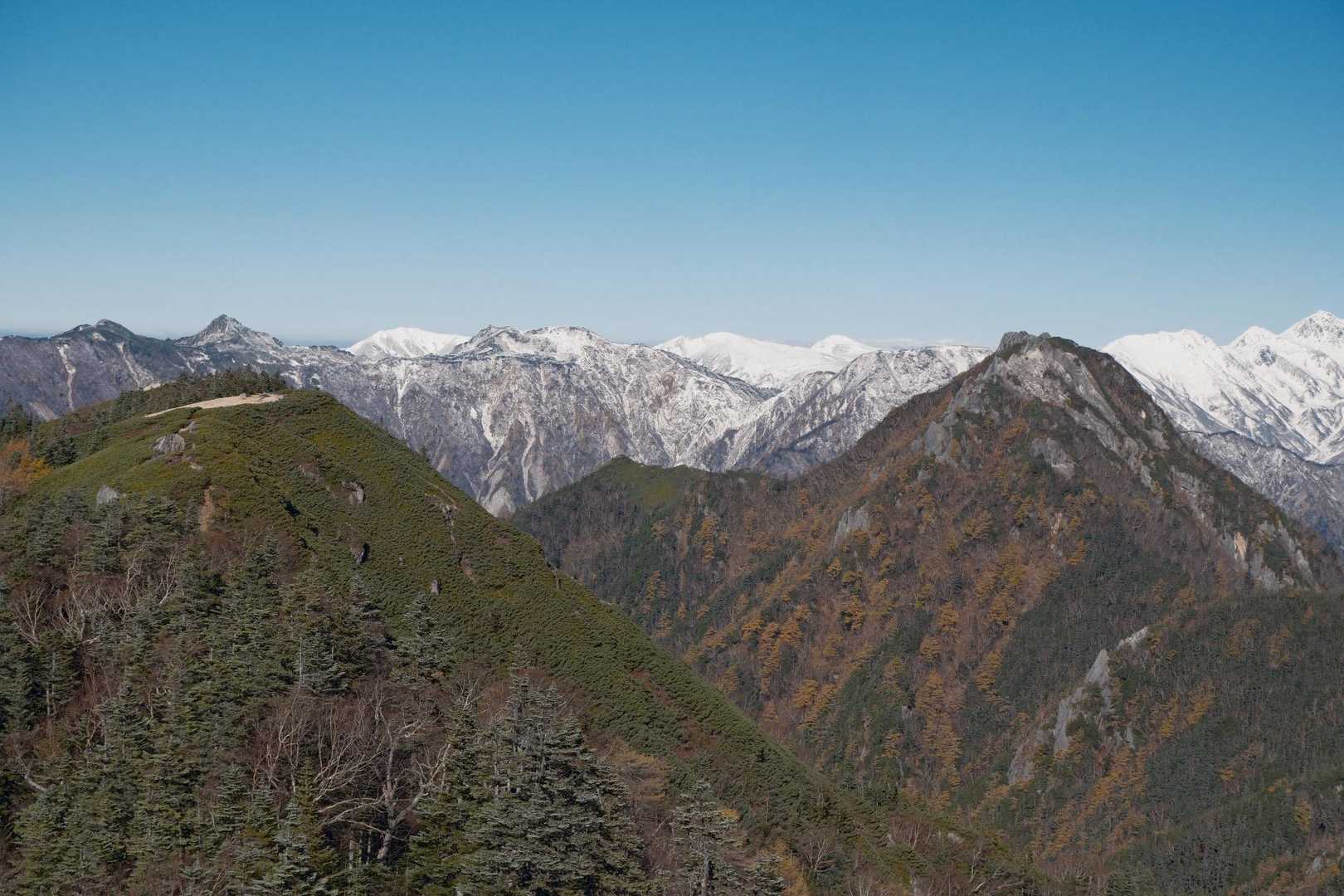 白沢登山口-大凪山-餓鬼岳-餓鬼のコブ-唐沢岳 往復コースの写真