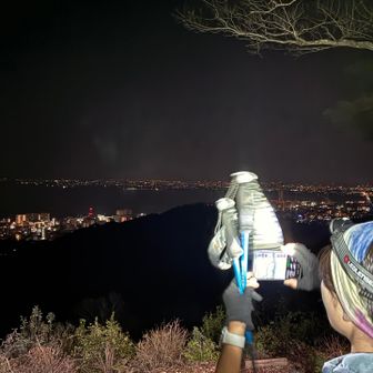 琵琶湖はもちろん真っ黒です。