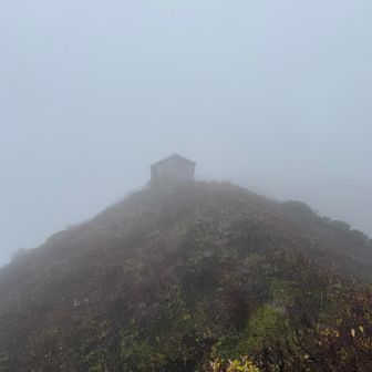 ユートピア避難小屋