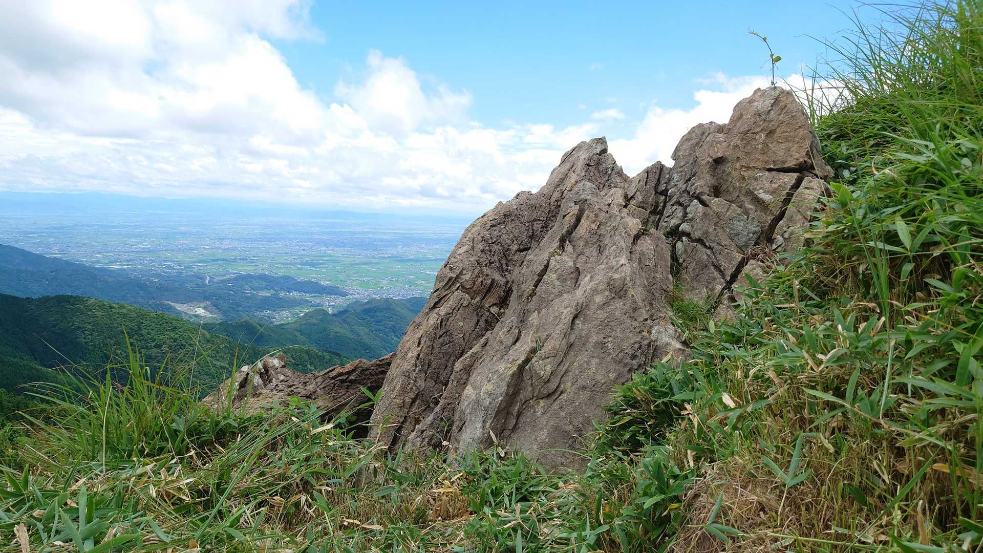 雨山東峰