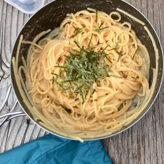 避難小屋でお昼🍝