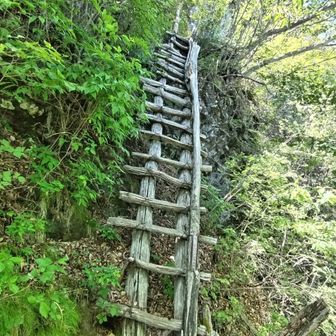 続いて二ノ岳へ