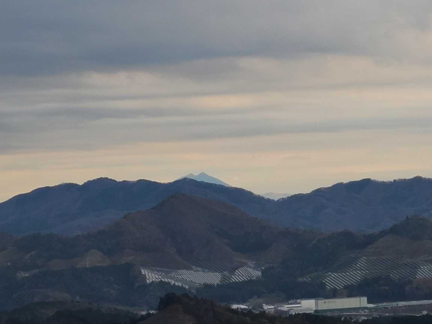 筑波山がちょこっと