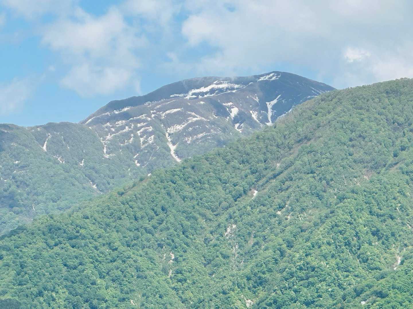 初雪山も雪スカスカ…☃️